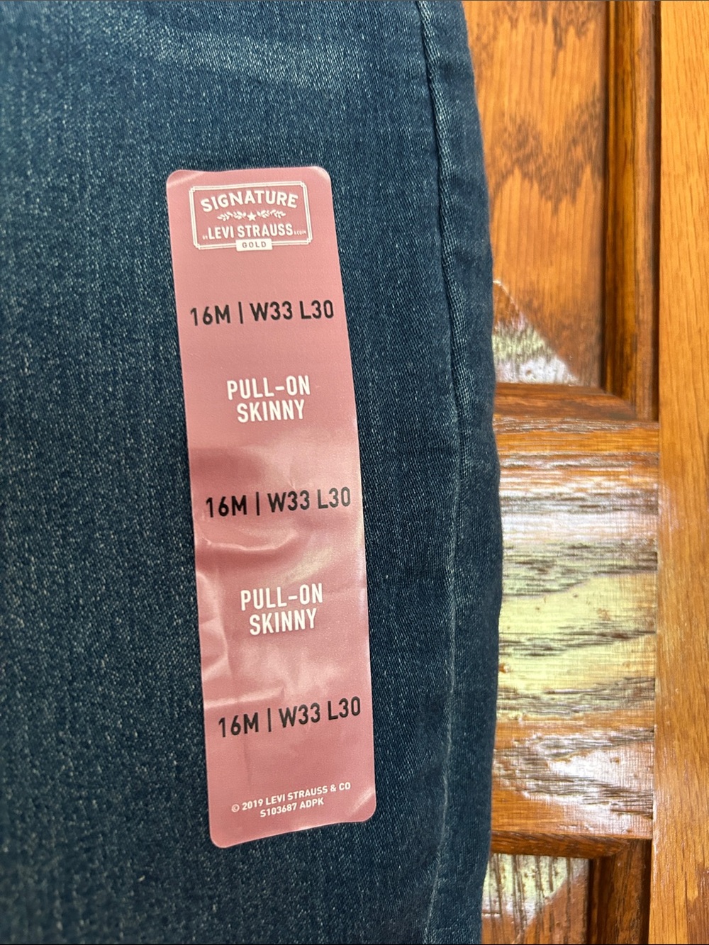 Levi's Women's Dark Blue Stretch Jeggings NWT Size 16M - Picture 3 of 6